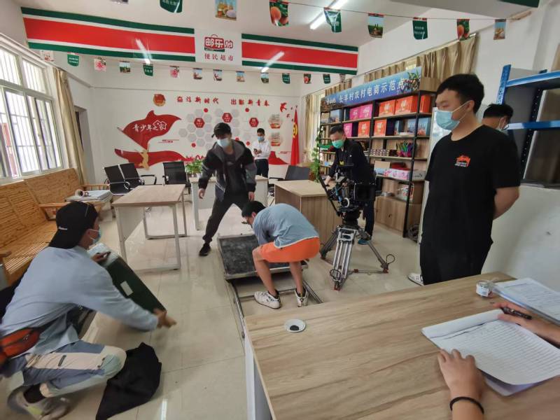 改则县广告片拍摄公司：极简主义践行者，少即是多的视觉哲学